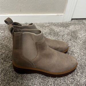 Timberland Women’s Gray Chelsea Boots